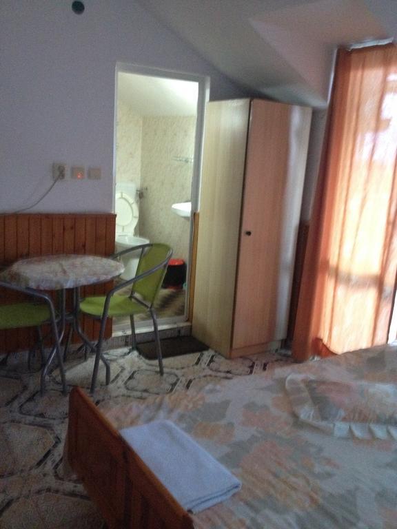 Central Guesthouse Nesebar Exterior photo