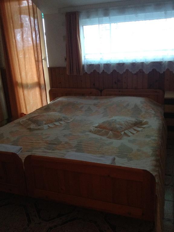 Central Guesthouse Nesebar Exterior photo